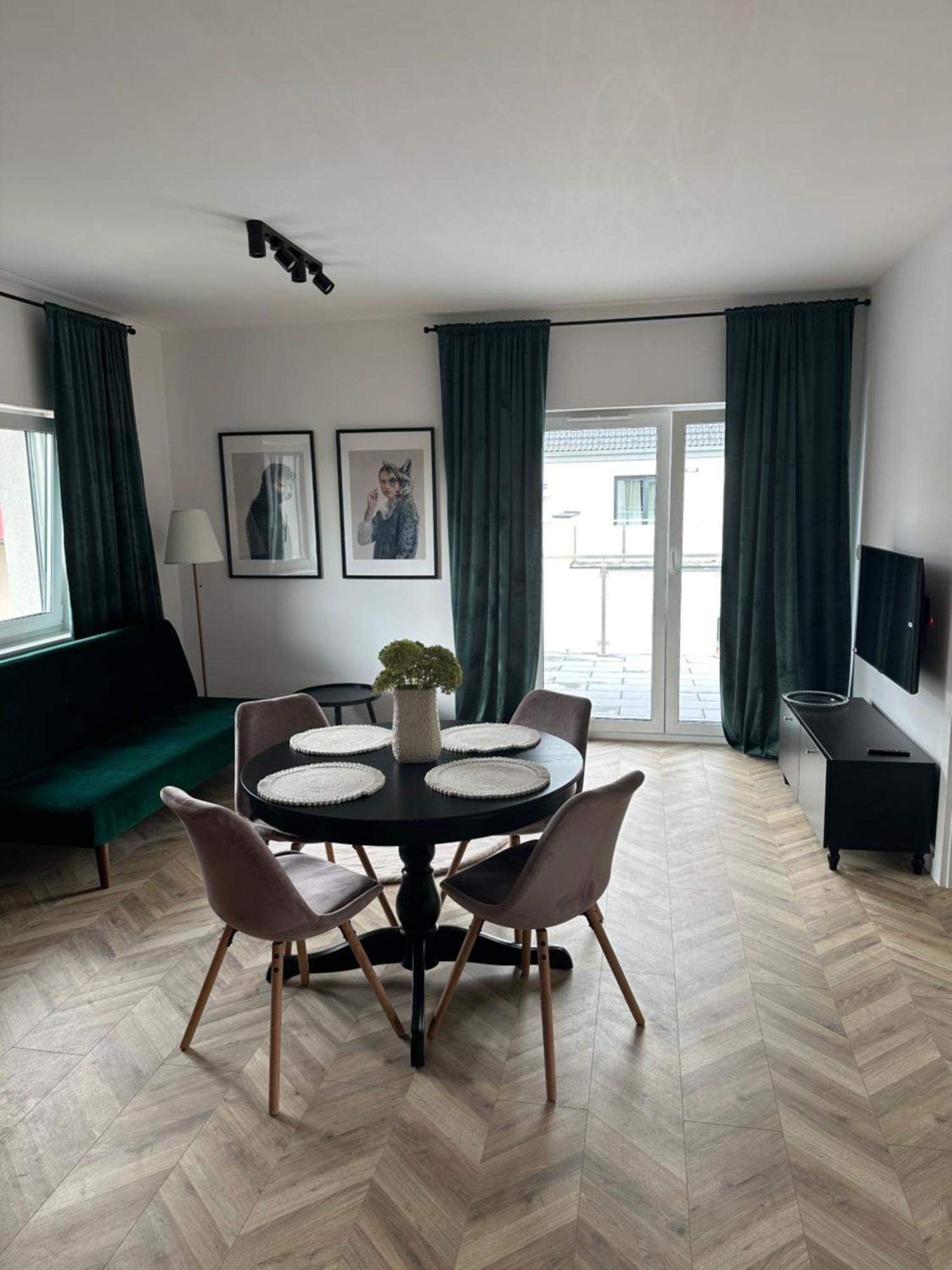 Colourapartament Apartment Olawa